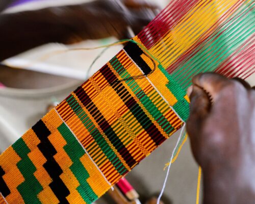 https://akansia.com/storage/2023/01/Kente-500x400.jpeg